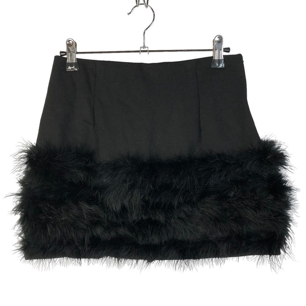 Boutique Black Feather Hem Mini‎ Skirt S